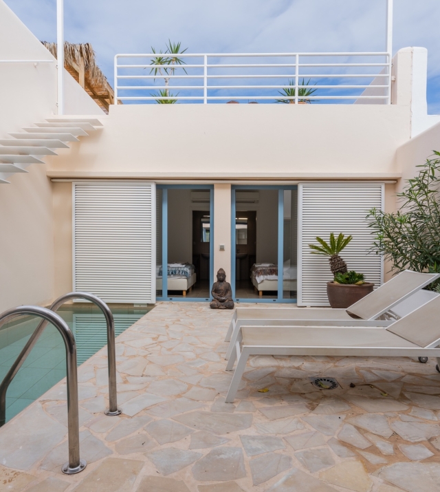 Resa Estates Ibiza sale ted koop Cala Tarida patio townhouse pool area 8.JPG